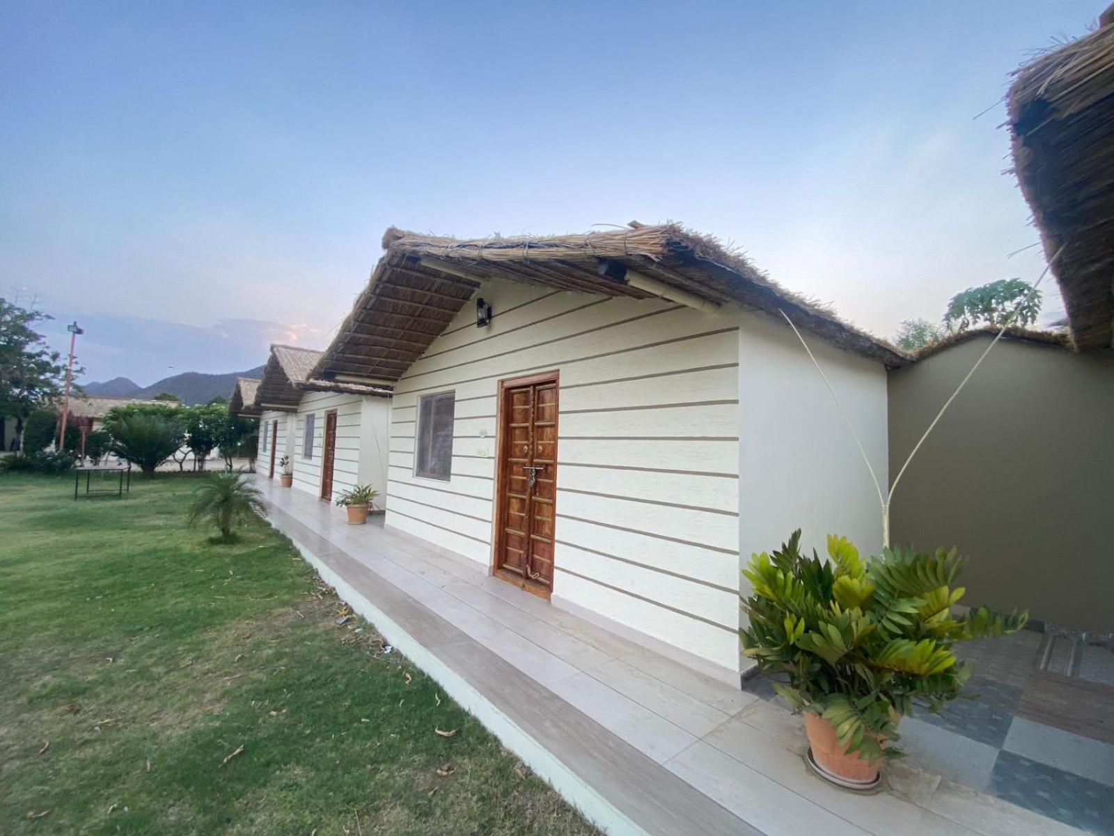 Amar Bagh Resort Pushkar Buitenkant foto